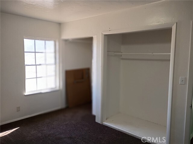 Foto del edificio - 44544 National Trails Hwy