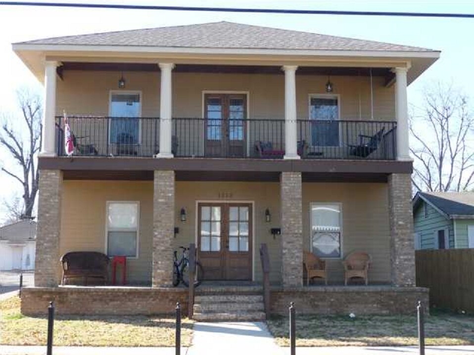 Primary Photo - 1212 14th Ave