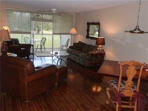 Building Photo - 3351 S Palm Aire Dr