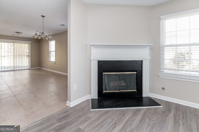 Building Photo - 3560 Brookstone Way