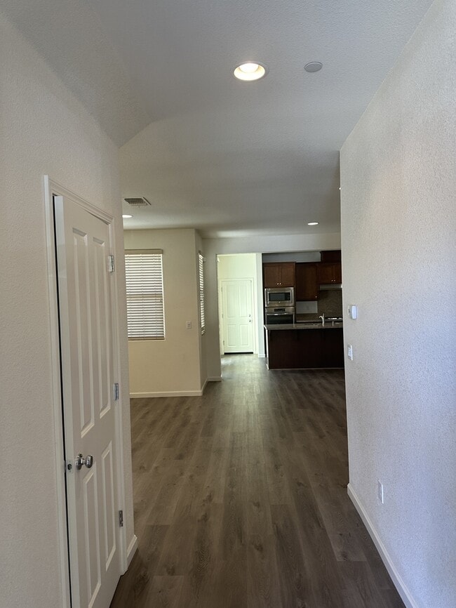 Foto del edificio - Gorgeous Mountain House 4 Bedroom 3 Bath Home