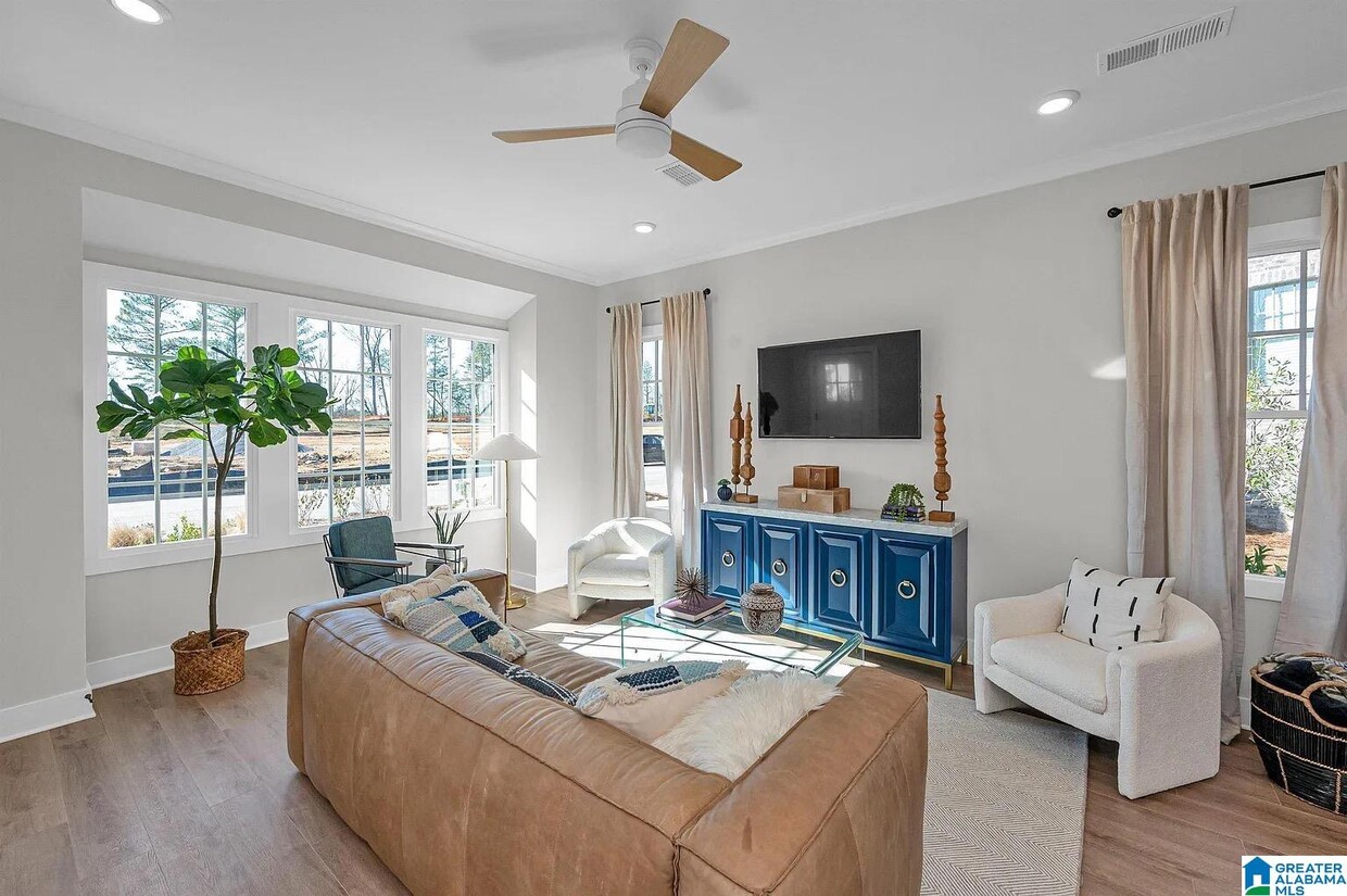 Foto principal - 1758 River Birch Dr