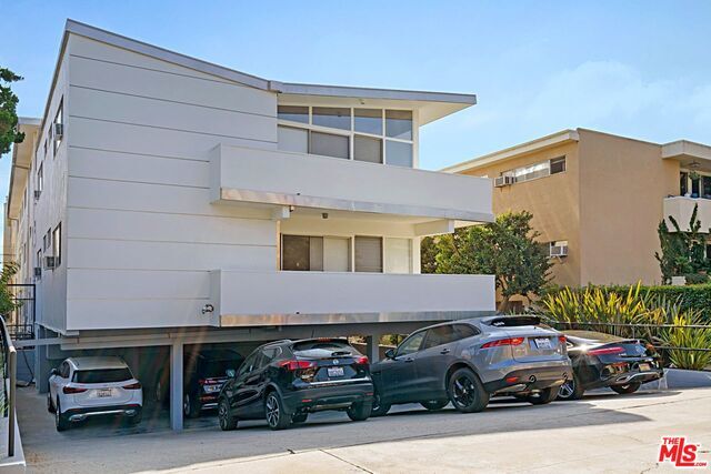 Foto del edificio - 11948 Gorham Ave