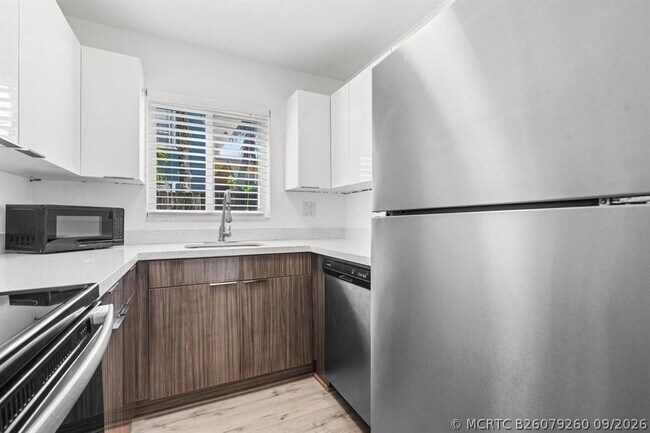 Foto del edificio - 45 NE 24th St