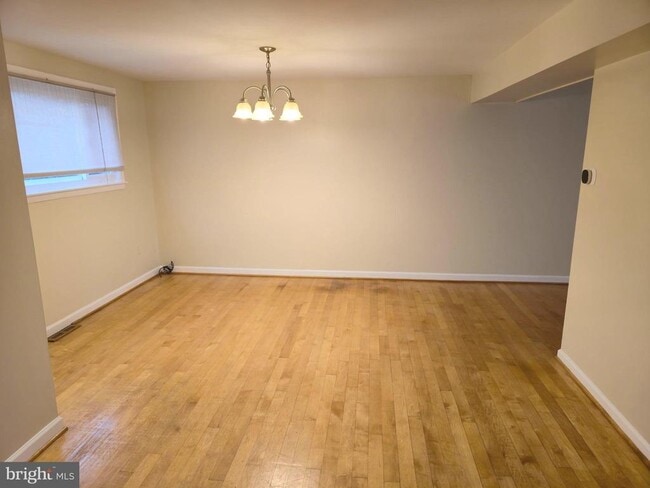 Building Photo - 6717 Greenspring Ave