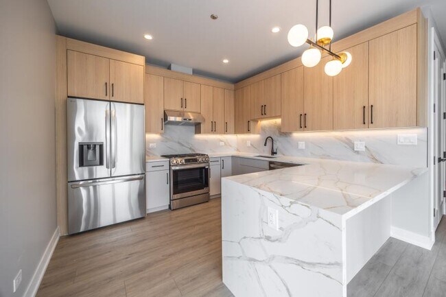 Building Photo - 2 bedroom in Chicago IL 60612
