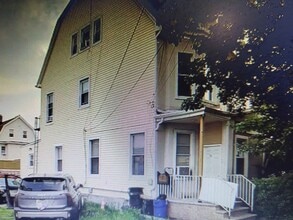 Building Photo - 137-139 76th St