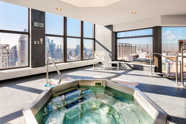 Foto del edificio - 225 W 56th St