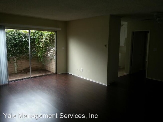 Building Photo - 7337 Haskell Ave