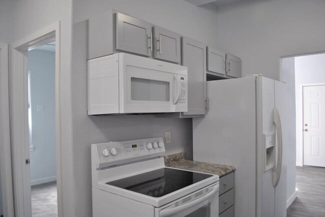 Foto del edificio - 202 1/2 Cedar