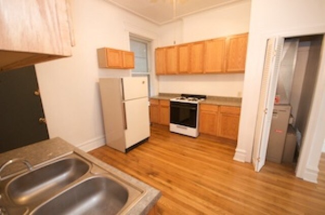 Foto del edificio - 3138 N Broadway