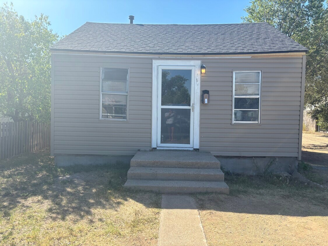 Foto principal - 1021 N Roosevelt St