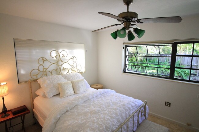 Foto del edificio - 4191 Bonita Ave