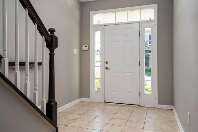 Foyer - 602 Trout Run Ct