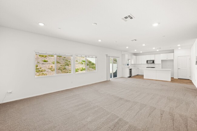 Building Photo - 35286 Sorenstam Dr