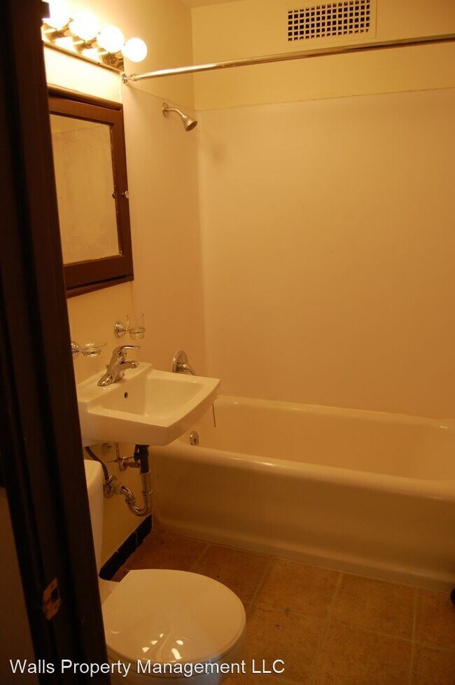 Foto del edificio - 6209 15th Ave NW