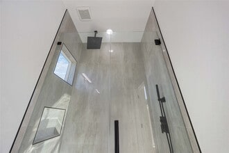 Building Photo - 4535 Bricker St