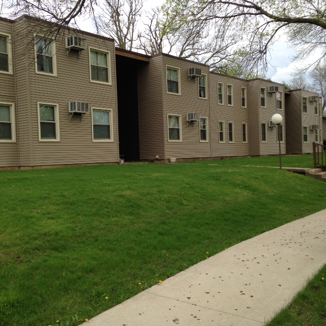 Building Photo - Nestlewood Apartments