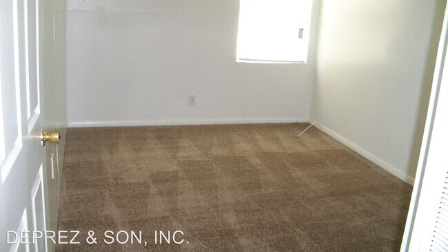 Foto del edificio - 1 br, 1 bath Apartment - 11961 KNOEFLER DR.