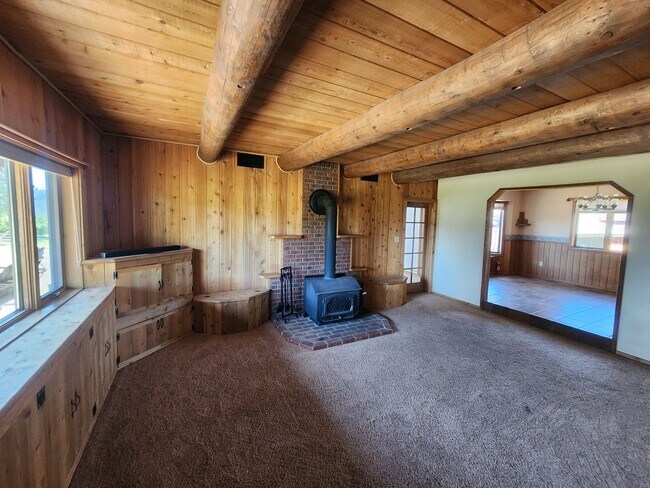 Building Photo - 9 S. Primrose Ridge Pl