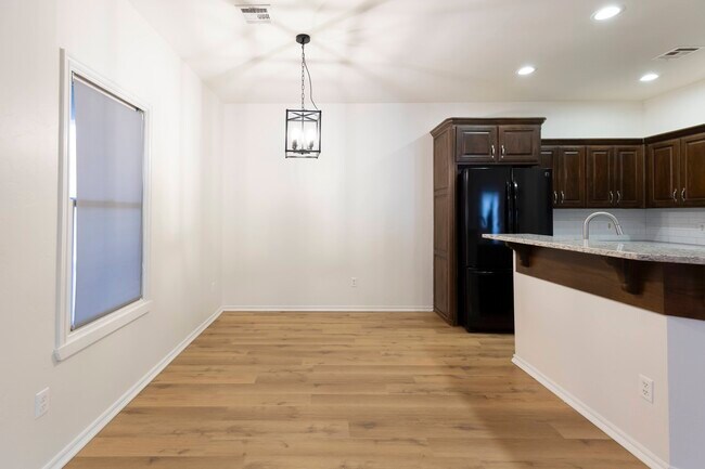 Foto del edificio - 726 NW 28th St