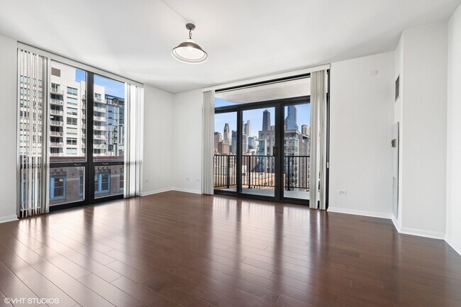 Foto del edificio - 435 W Erie St