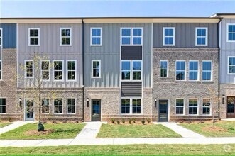 Building Photo - 504 Hardy Dr