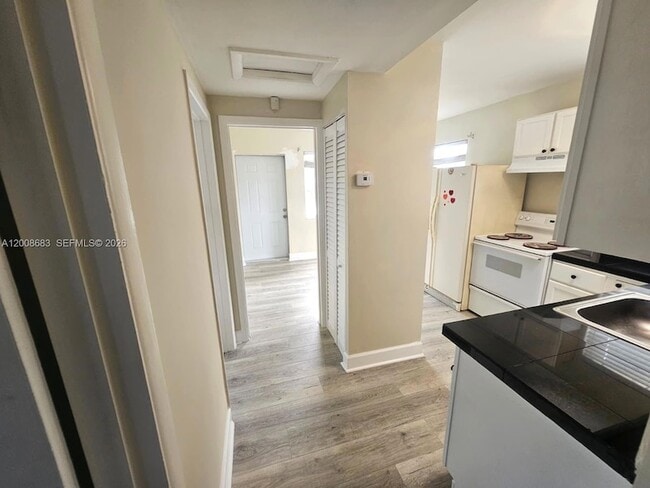 Photo - 10790 SW 46th St House
