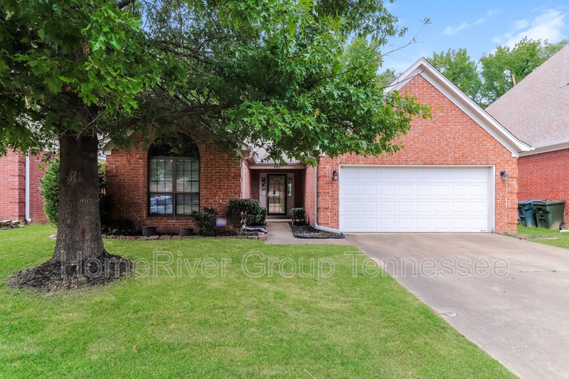 8002 Jills Creek Dr, Bartlett, TN 38133 House for Rent in Bartlett