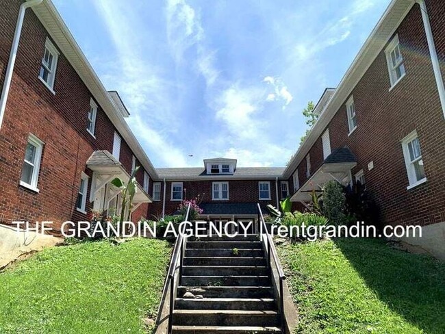 Foto del edificio - 1624 Chapman Ave SW