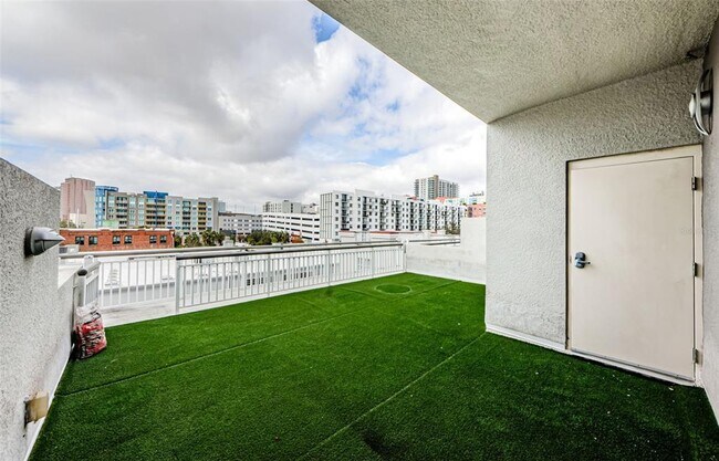 Foto del edificio - 1002 Channelside Dr
