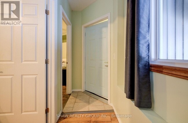 Building Photo - 4 Perin Pl