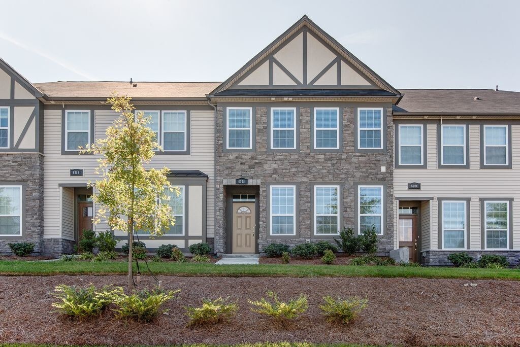 Foto principal - 6708 Berewick Commons Pkwy