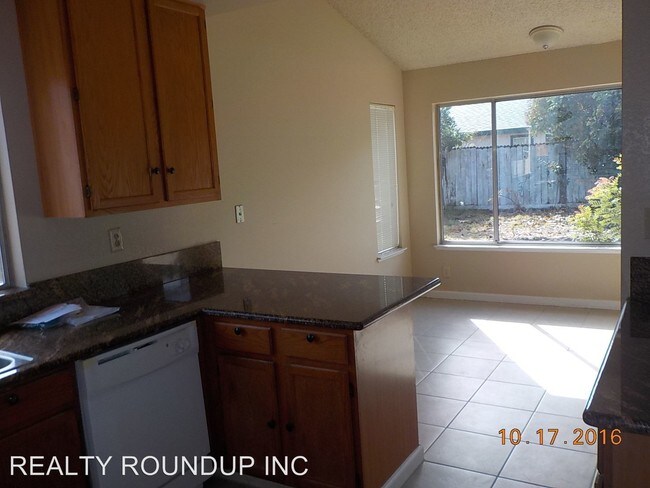 Foto del edificio - 3 br, 2 bath House - 5700 Rightwood Way