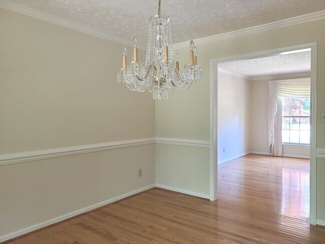 Foto del edificio - 4 BR, 2.5 BA in Woodlake Crossing