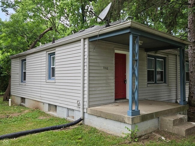 Building Photo - 3302 N Harding St