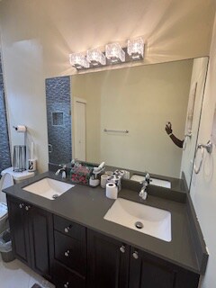 Foto principal - 407 SW 2nd Ave