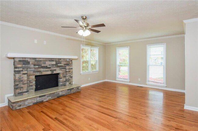 Foto del edificio - 4609 Pine Harbor Ct NE