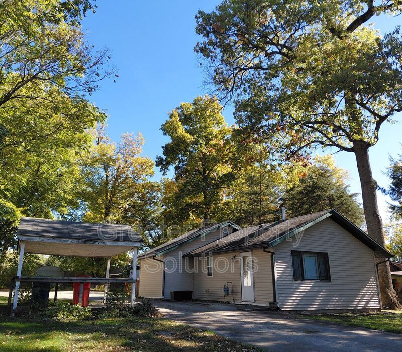 Foto principal - 13949 Lauerman St