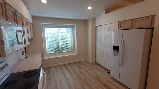 Foto del edificio - 3460 Bexley Dr