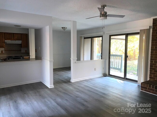 Building Photo - 11026 Harrowfield Rd