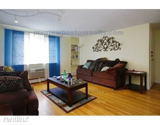 Foto del edificio - 71 Colborne Rd