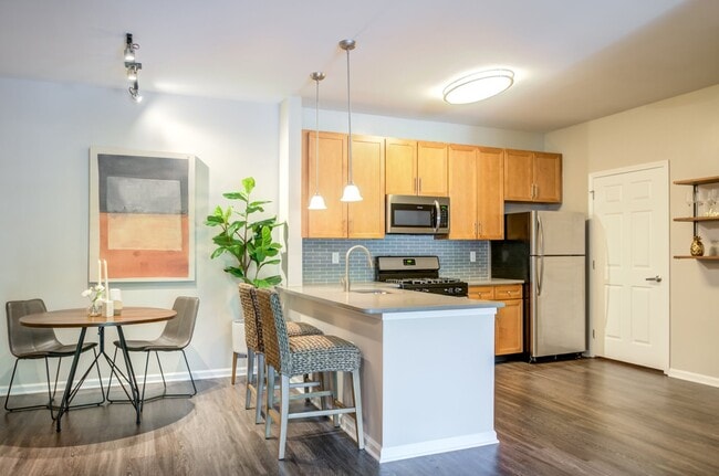 Building Photo - The Highlands at Cherry Hill