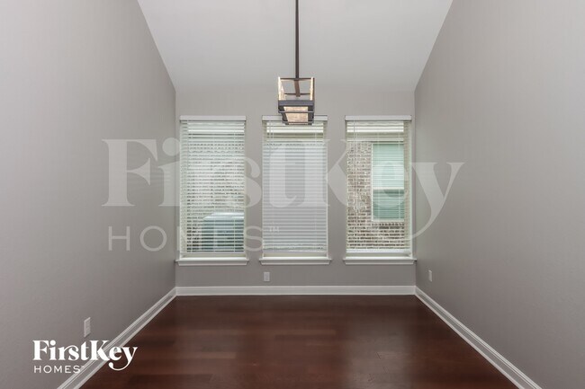 Foto del edificio - 15007 Appian Oak St