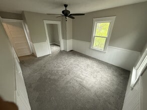 Building Photo - 10303 Sophia Ave