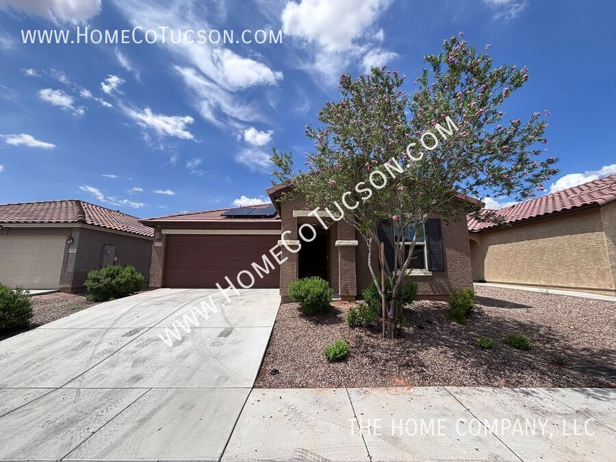 Primary Photo - 8558 W Jackdaw Ct