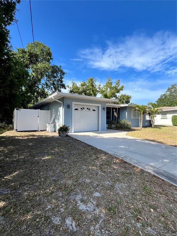 Foto del edificio - 10980 104th Ave