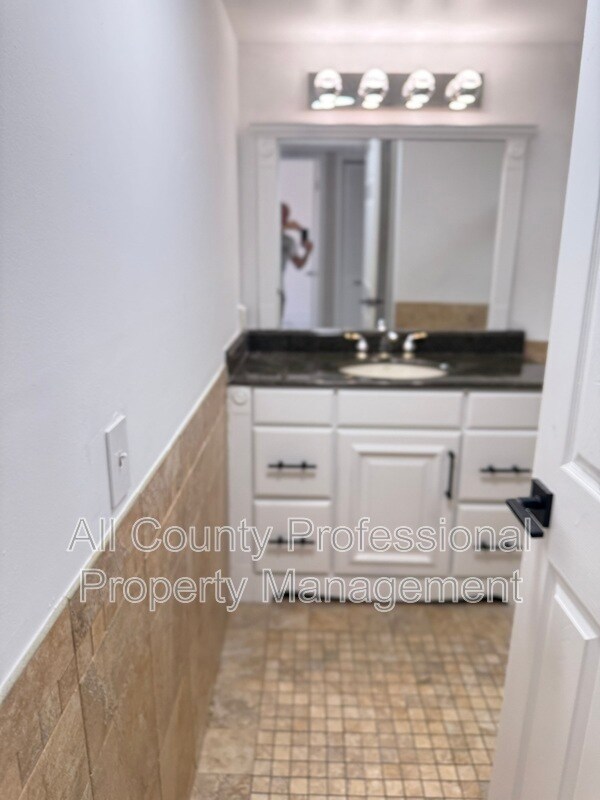 Foto del edificio - 7111 Miami Lakes Dr