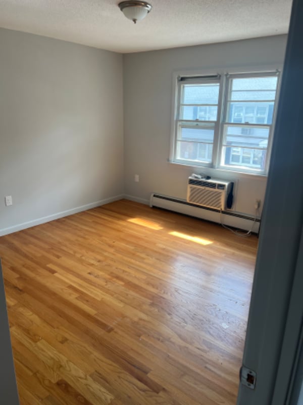 87 Fowler St Unit Apt 2R, New Haven, CT 06515 Condo for Rent in New