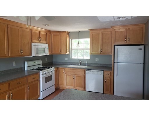 Building Photo - 74 Quincy Way
